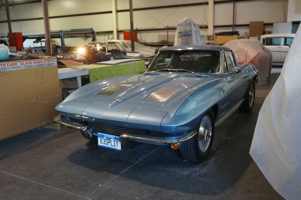 1963 CHEVROLET CORVETTE SPLIT WINDOW FUEL