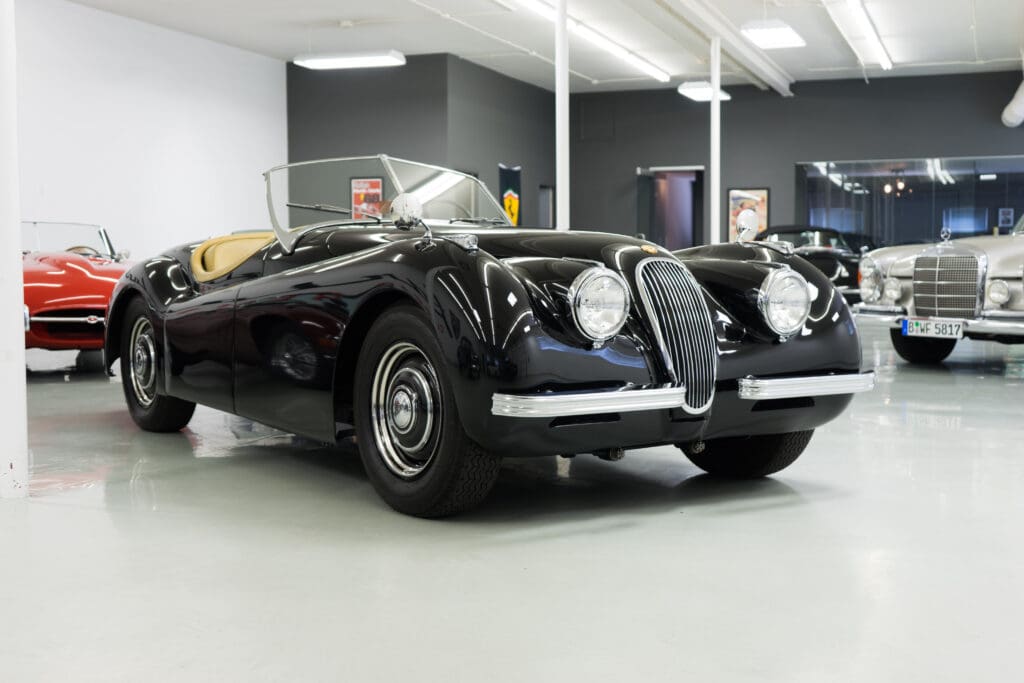 1950 JAGUAR XK120 OTS