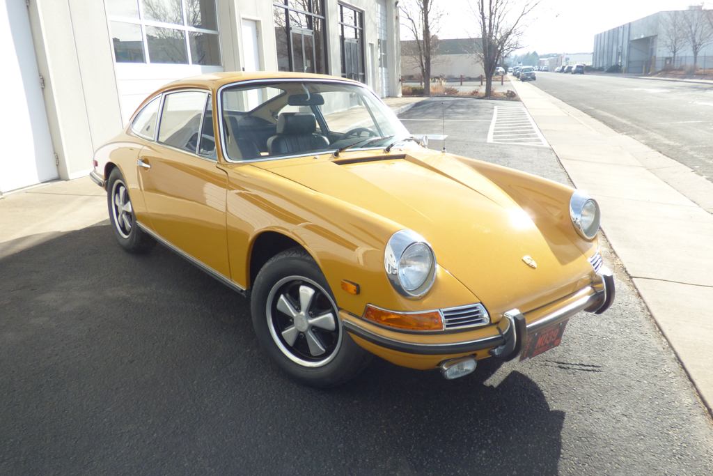 1968 Porsche 911L Bahama Yellow