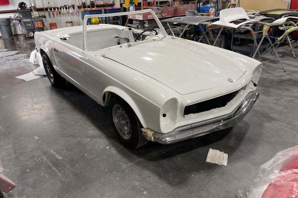 1967 MERCEDES-BENZ 230SL