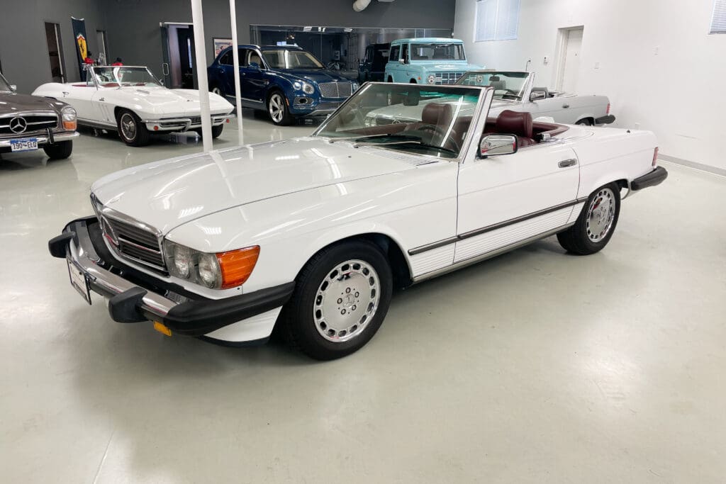 1986 MERCEDES-BENZ 560 SERIES 2DR CONVERTIBLE 560SL