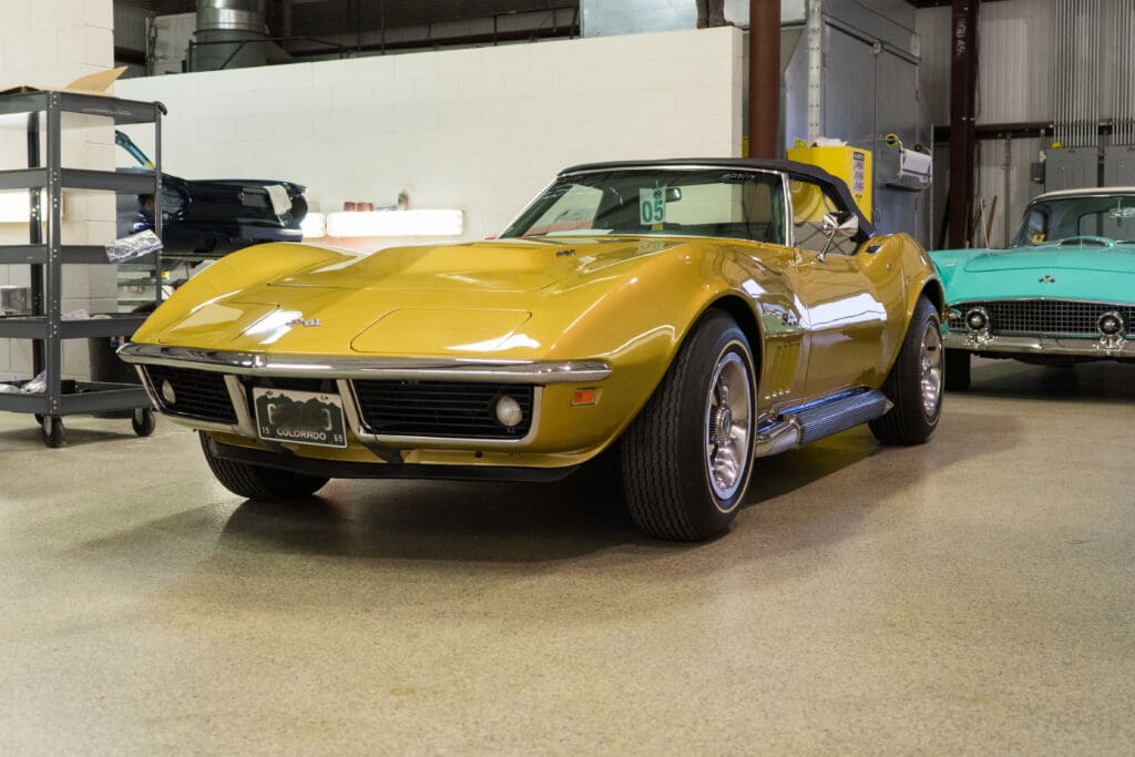 1969 CHEVROLET CORVETTE