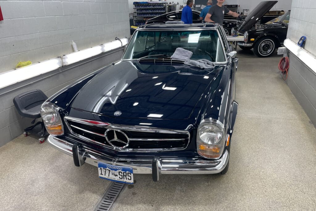 1969 MERCEDES-BENZ 280SL