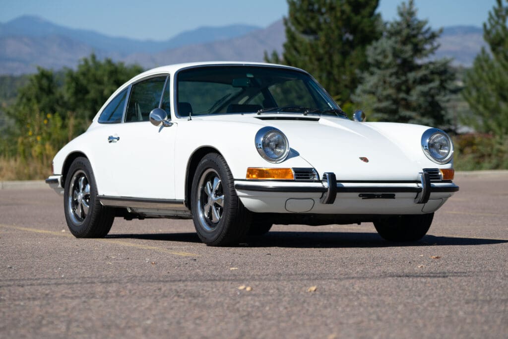 1969 PORSCHE 911E