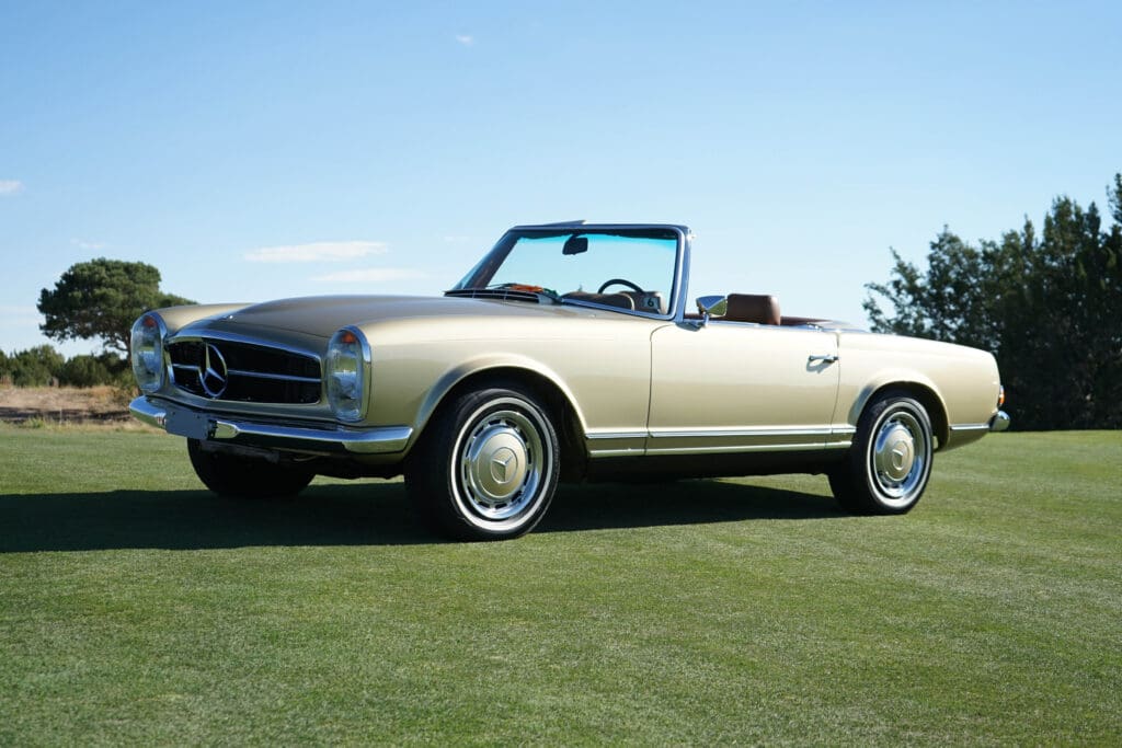 1970 MERCEDES-BENZ 280SL