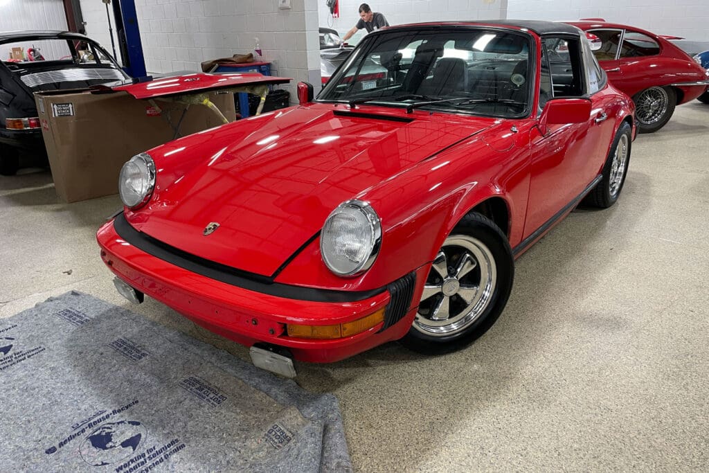 1976 PORSCHE 911S TARGA
