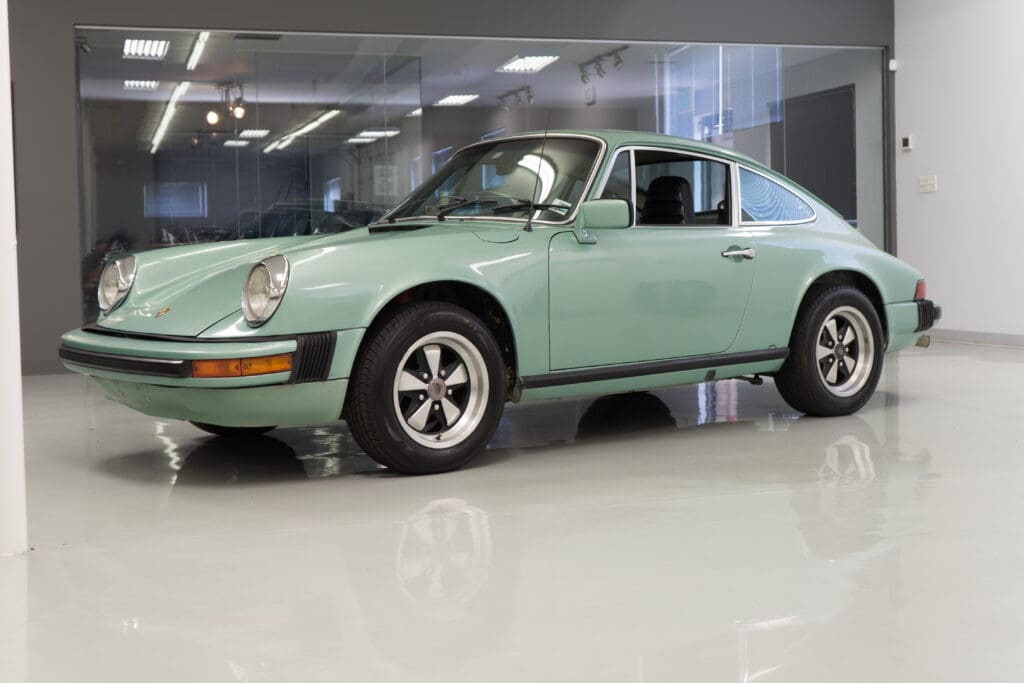 1977 PORSCHE 911S