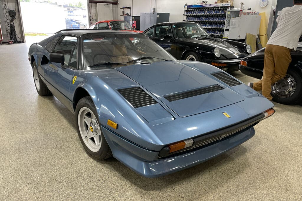 1983 FERRARI 308 GTS