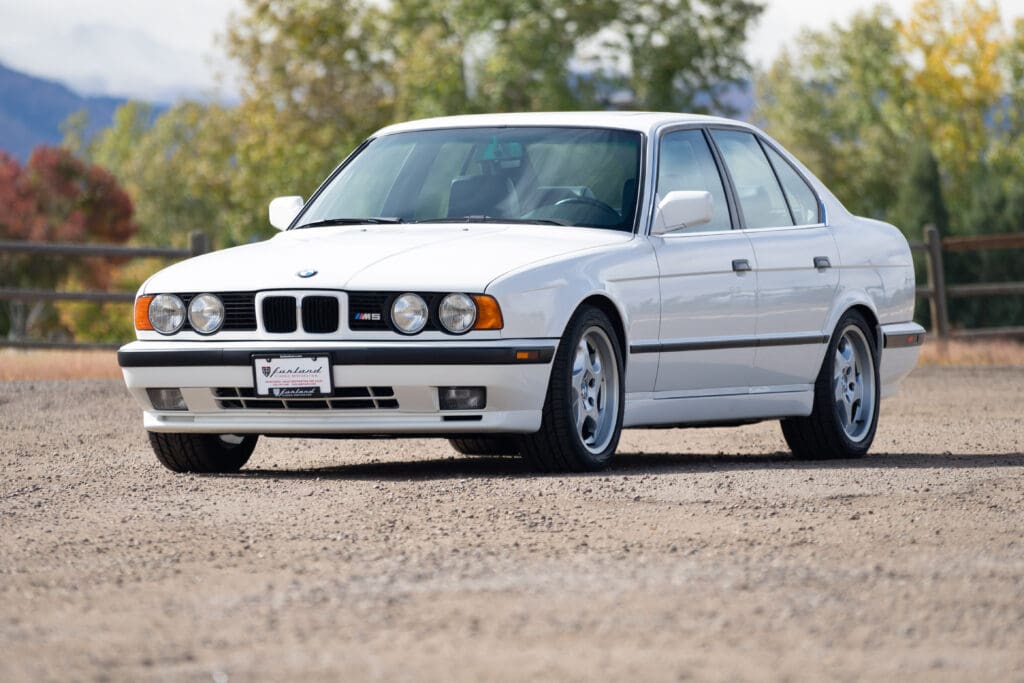 1991 BMW M5