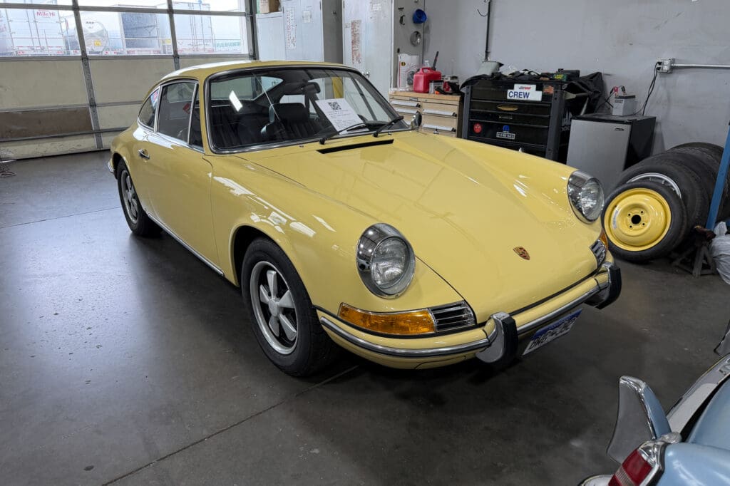 1969 Porsche 911T Champagne